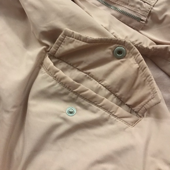 Light pink puffers jacket - Picture 2 of 3